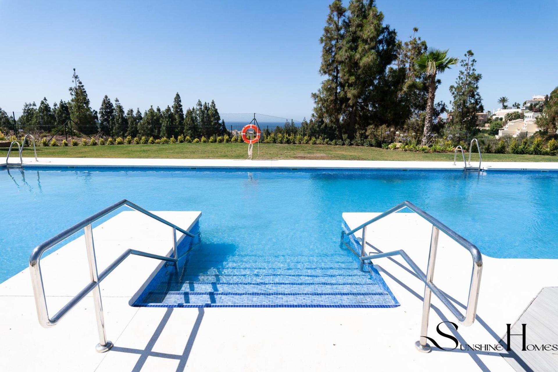 Luxury 2 Bedroom Apartment, Pools, Sauna, Gym & More MIJAS COSTA Exteriör bild