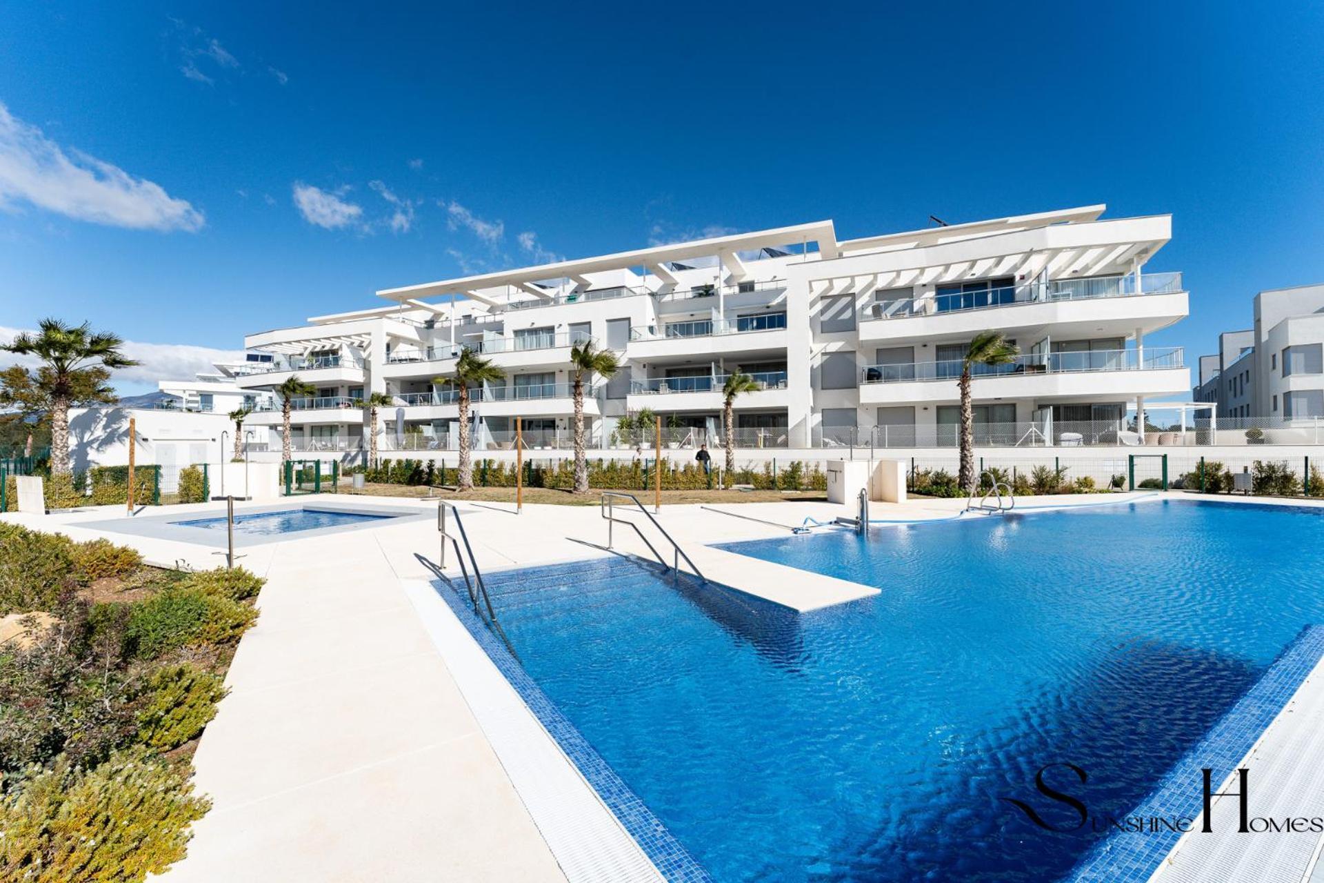 Luxury 2 Bedroom Apartment, Pools, Sauna, Gym & More MIJAS COSTA Exteriör bild